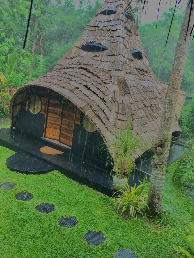 Igabara Hobbit House Hotell Tangalle Eksteriør bilde