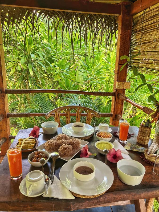Igabara Hobbit House Hotell Tangalle Eksteriør bilde