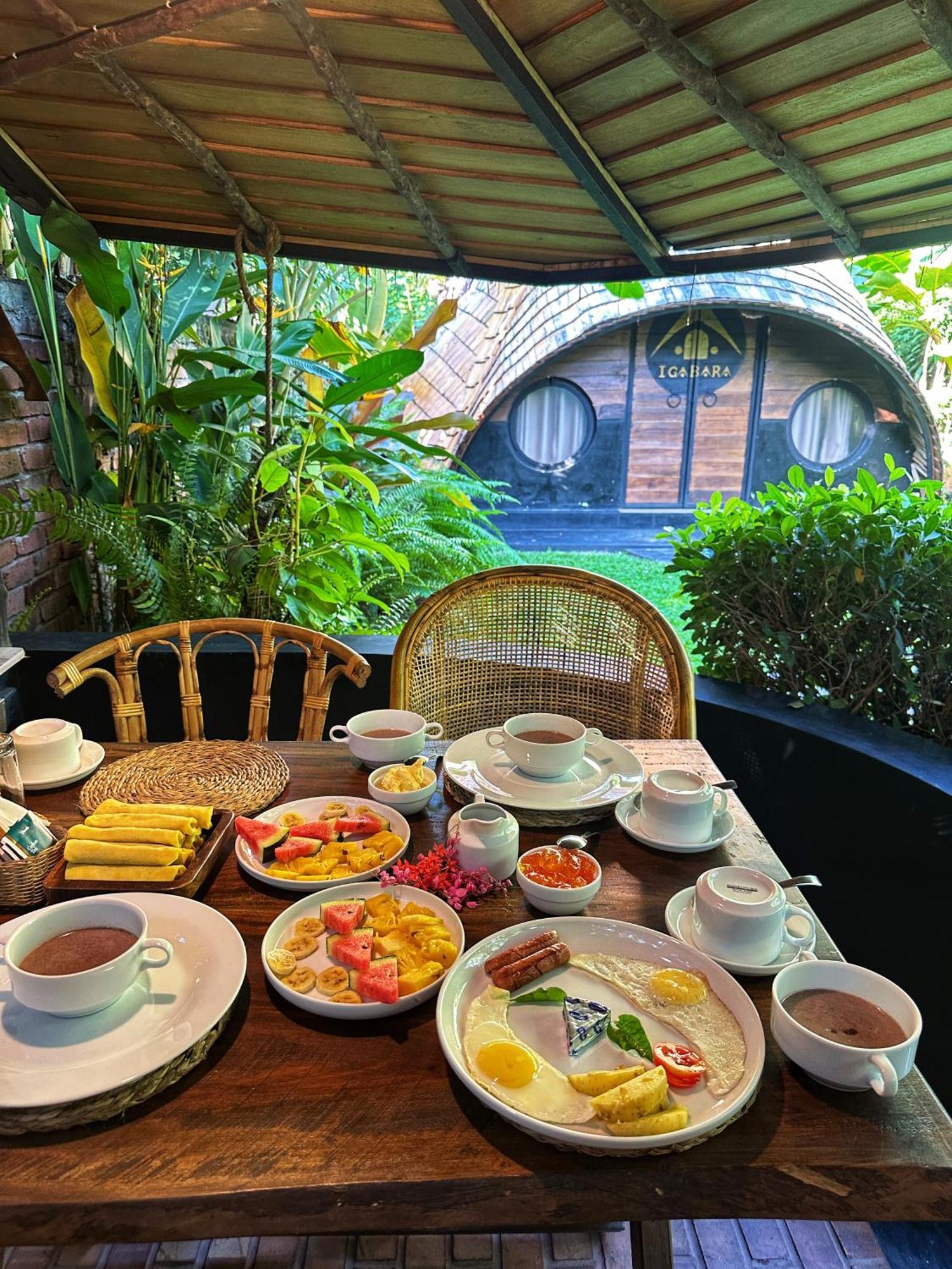 Igabara Hobbit House Hotell Tangalle Eksteriør bilde